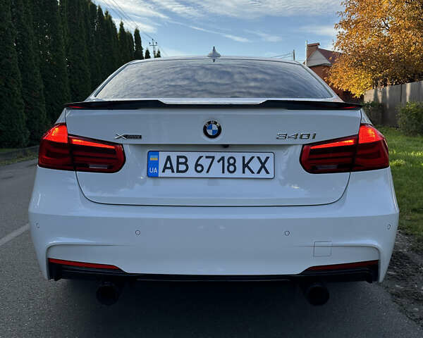 Белый БМВ 3 Серия, объемом двигателя 3 л и пробегом 123 тыс. км за 25000 $, фото 164 на Automoto.ua