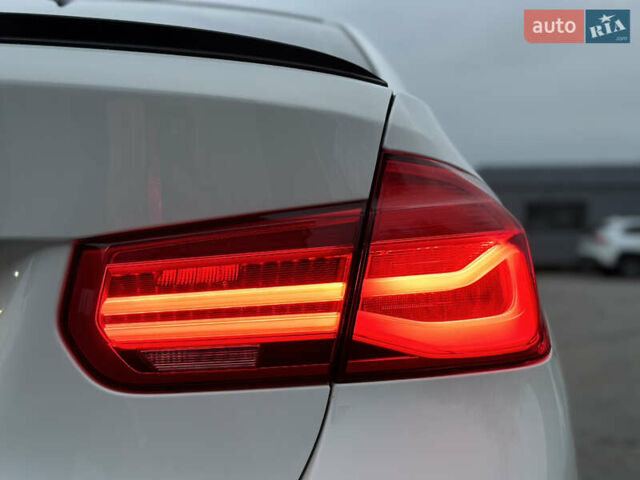 Белый БМВ 3 Серия, объемом двигателя 2 л и пробегом 210 тыс. км за 11950 $, фото 21 на Automoto.ua