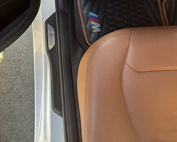 Белый БМВ 3 Серия, объемом двигателя 3 л и пробегом 123 тыс. км за 25000 $, фото 47 на Automoto.ua