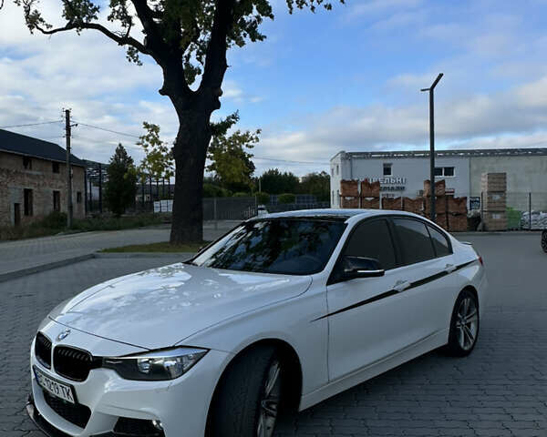 Белый БМВ 3 Серия, объемом двигателя 2 л и пробегом 120 тыс. км за 14700 $, фото 5 на Automoto.ua