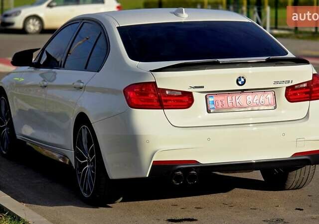 Белый БМВ 3 Серия, объемом двигателя 2 л и пробегом 184 тыс. км за 16900 $, фото 6 на Automoto.ua