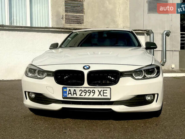 Белый БМВ 3 Серия, объемом двигателя 2 л и пробегом 174 тыс. км за 16500 $, фото 1 на Automoto.ua