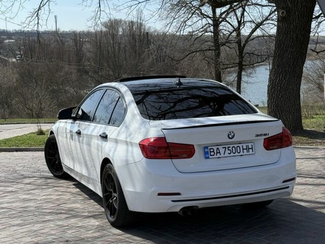 Белый БМВ 3 Серия, объемом двигателя 2 л и пробегом 191 тыс. км за 12500 $, фото 6 на Automoto.ua