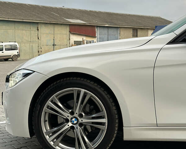 Белый БМВ 3 Серия, объемом двигателя 2 л и пробегом 111 тыс. км за 17500 $, фото 15 на Automoto.ua