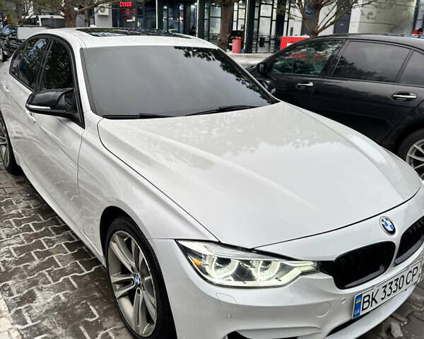 Білий БМВ 3 Серія, об'ємом двигуна 2 л та пробігом 158 тис. км за 19800 $, фото 11 на Automoto.ua