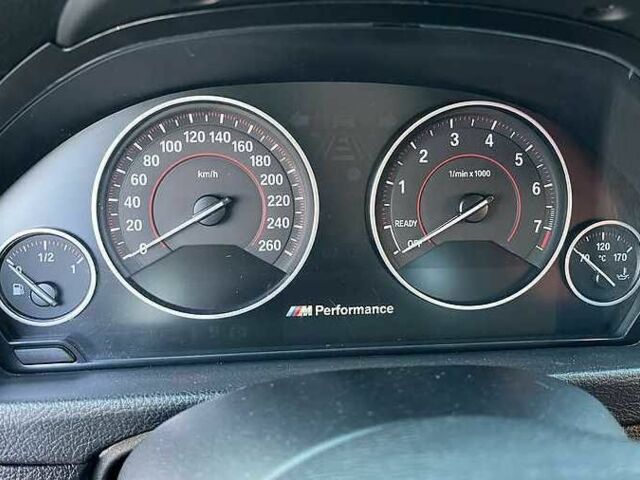 Білий БМВ 3 Серія, об'ємом двигуна 2 л та пробігом 75 тис. км за 12100 $, фото 7 на Automoto.ua