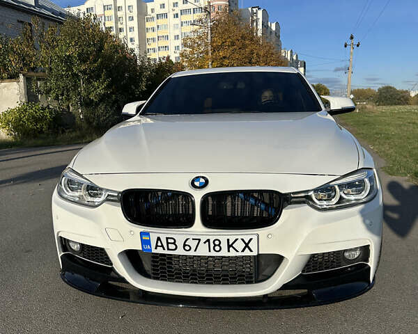 Белый БМВ 3 Серия, объемом двигателя 3 л и пробегом 123 тыс. км за 25000 $, фото 155 на Automoto.ua
