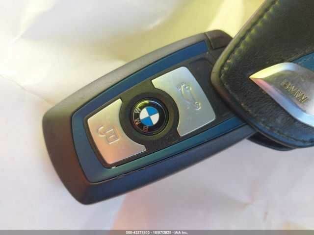 Белый БМВ 3 Серия, объемом двигателя 2 л и пробегом 88 тыс. км за 2500 $, фото 8 на Automoto.ua