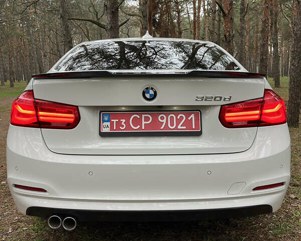 Белый БМВ 3 Серия, объемом двигателя 2 л и пробегом 85 тыс. км за 19500 $, фото 6 на Automoto.ua