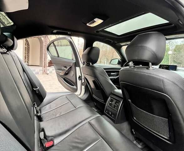 Белый БМВ 3 Серия, объемом двигателя 2 л и пробегом 317 тыс. км за 13800 $, фото 22 на Automoto.ua