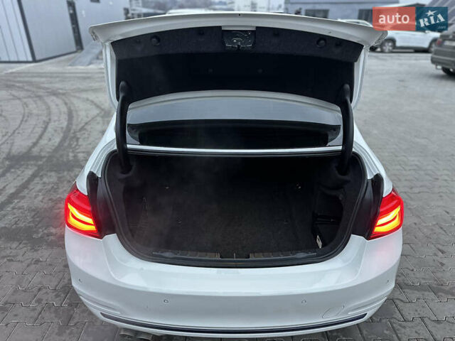 Белый БМВ 3 Серия, объемом двигателя 2 л и пробегом 210 тыс. км за 11950 $, фото 77 на Automoto.ua