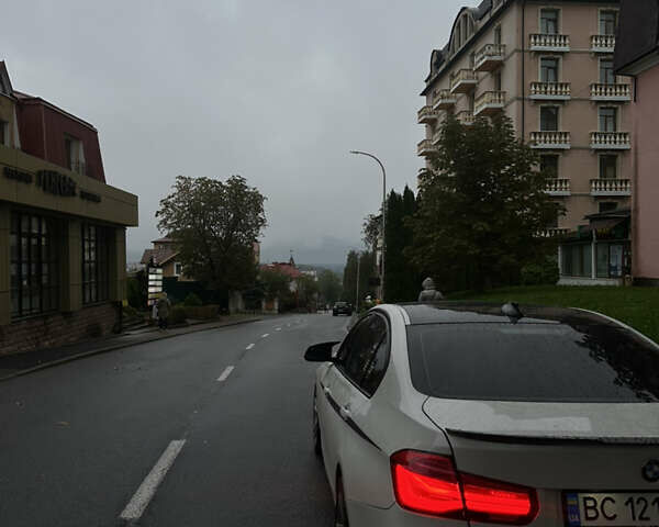 Белый БМВ 3 Серия, объемом двигателя 2 л и пробегом 120 тыс. км за 14700 $, фото 26 на Automoto.ua