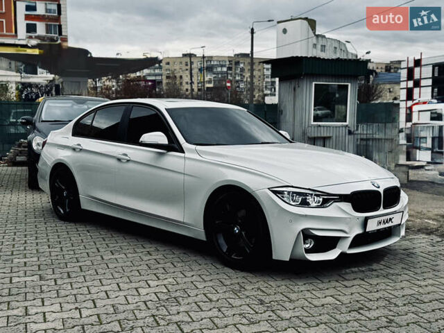 Белый БМВ 3 Серия, объемом двигателя 2 л и пробегом 122 тыс. км за 17700 $, фото 5 на Automoto.ua
