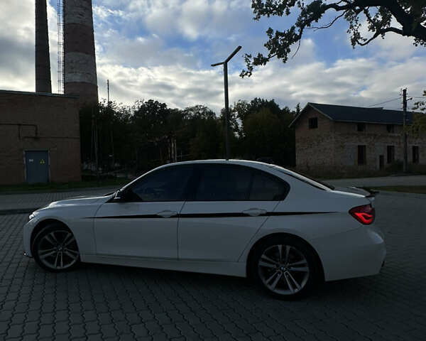 Белый БМВ 3 Серия, объемом двигателя 2 л и пробегом 120 тыс. км за 14700 $, фото 3 на Automoto.ua