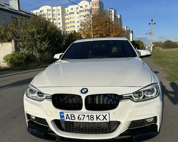 Белый БМВ 3 Серия, объемом двигателя 3 л и пробегом 123 тыс. км за 25000 $, фото 146 на Automoto.ua