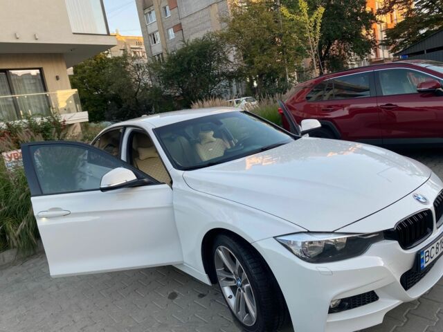 Белый БМВ 3 Серия, объемом двигателя 2 л и пробегом 198 тыс. км за 404 $, фото 1 на Automoto.ua