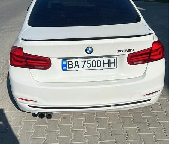 Белый БМВ 3 Серия, объемом двигателя 2 л и пробегом 191 тыс. км за 12500 $, фото 1 на Automoto.ua