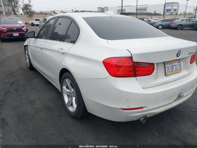 Білий БМВ 3 Серія, об'ємом двигуна 2 л та пробігом 114 тис. км за 11000 $, фото 3 на Automoto.ua