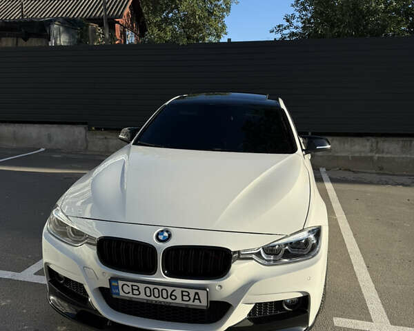 Белый БМВ 3 Серия, объемом двигателя 2 л и пробегом 135 тыс. км за 17300 $, фото 4 на Automoto.ua