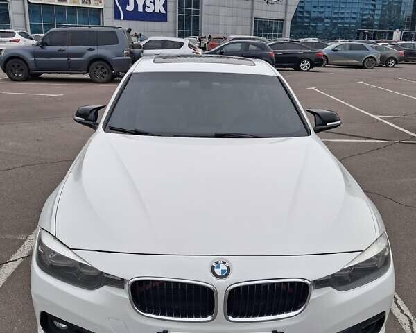 Белый БМВ 3 Серия, объемом двигателя 2 л и пробегом 220 тыс. км за 14500 $, фото 23 на Automoto.ua