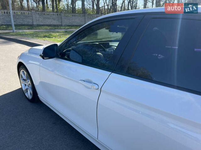 Белый БМВ 3 Серия, объемом двигателя 2 л и пробегом 110 тыс. км за 13699 $, фото 7 на Automoto.ua