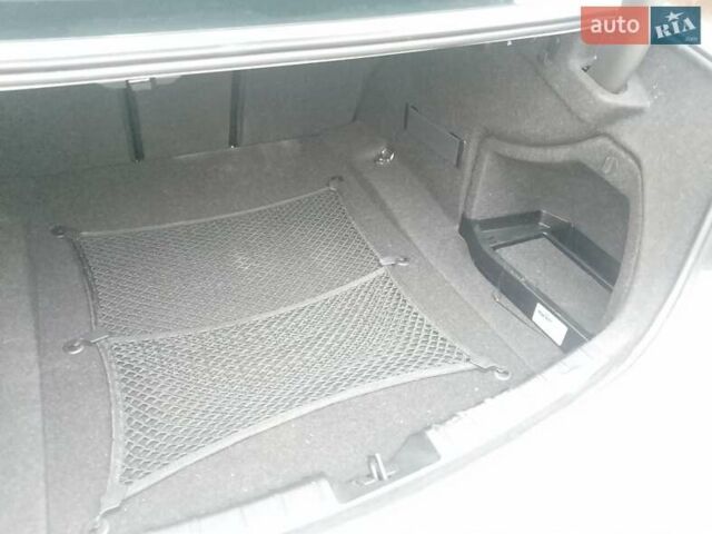 Білий БМВ 3 Серія, об'ємом двигуна 2 л та пробігом 141 тис. км за 13700 $, фото 17 на Automoto.ua