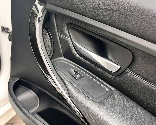 Белый БМВ 3 Серия, объемом двигателя 2 л и пробегом 317 тыс. км за 13800 $, фото 14 на Automoto.ua