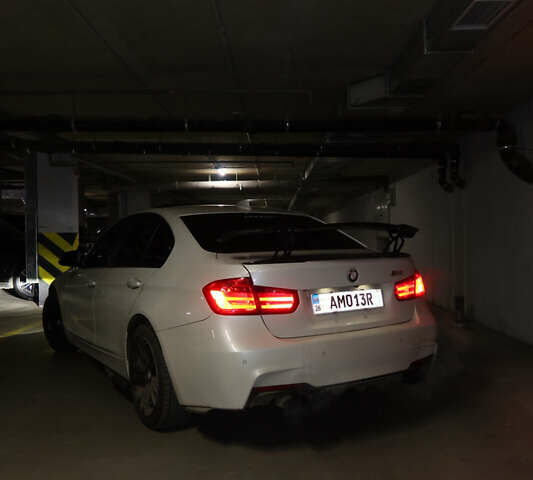 Белый БМВ 3 Серия, объемом двигателя 2 л и пробегом 142 тыс. км за 14444 $, фото 2 на Automoto.ua