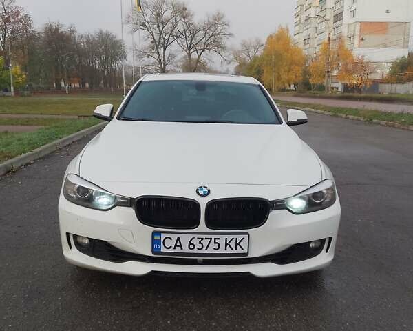 Белый БМВ 3 Серия, объемом двигателя 2 л и пробегом 245 тыс. км за 12300 $, фото 11 на Automoto.ua