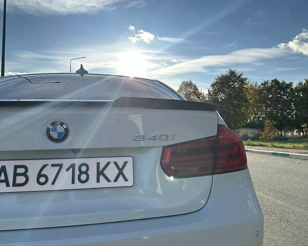 Белый БМВ 3 Серия, объемом двигателя 3 л и пробегом 123 тыс. км за 25000 $, фото 180 на Automoto.ua