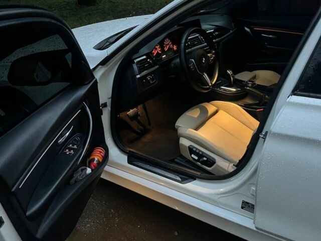 Білий БМВ 3 Серія, об'ємом двигуна 2 л та пробігом 150 тис. км за 15000 $, фото 5 на Automoto.ua