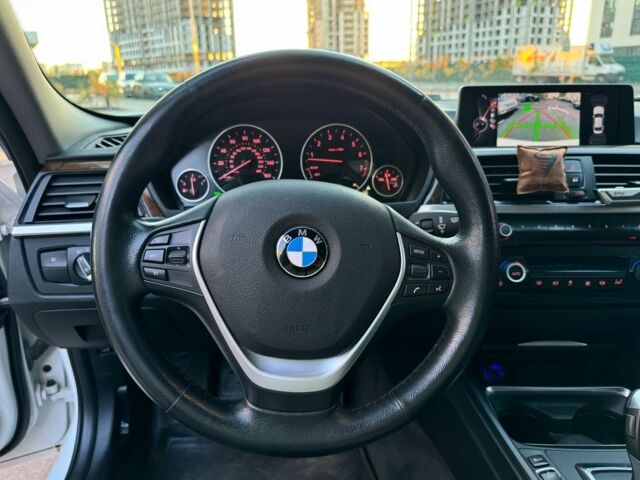 Білий БМВ 3 Серія, об'ємом двигуна 3 л та пробігом 178 тис. км за 18000 $, фото 9 на Automoto.ua