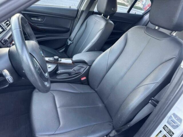 Белый БМВ 3 Серия, объемом двигателя 2 л и пробегом 74 тыс. км за 6500 $, фото 10 на Automoto.ua