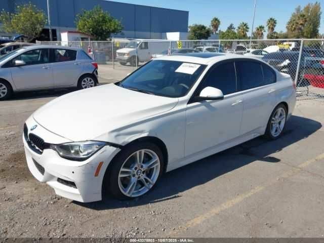 Белый БМВ 3 Серия, объемом двигателя 2 л и пробегом 88 тыс. км за 2500 $, фото 7 на Automoto.ua