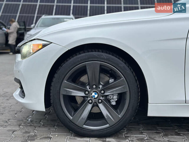 Белый БМВ 3 Серия, объемом двигателя 2 л и пробегом 210 тыс. км за 11950 $, фото 3 на Automoto.ua