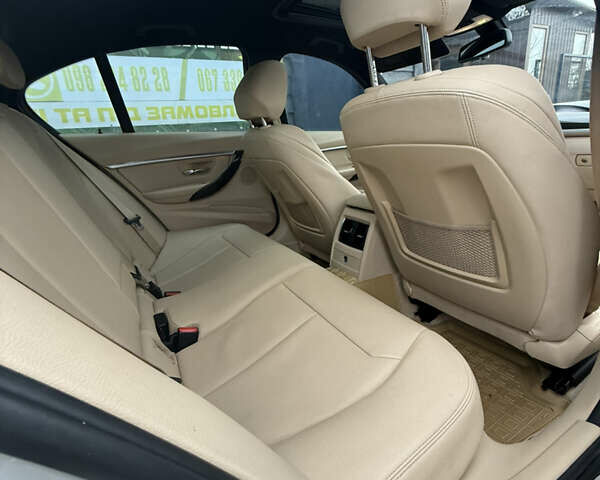 Белый БМВ 3 Серия, объемом двигателя 2 л и пробегом 171 тыс. км за 12500 $, фото 8 на Automoto.ua