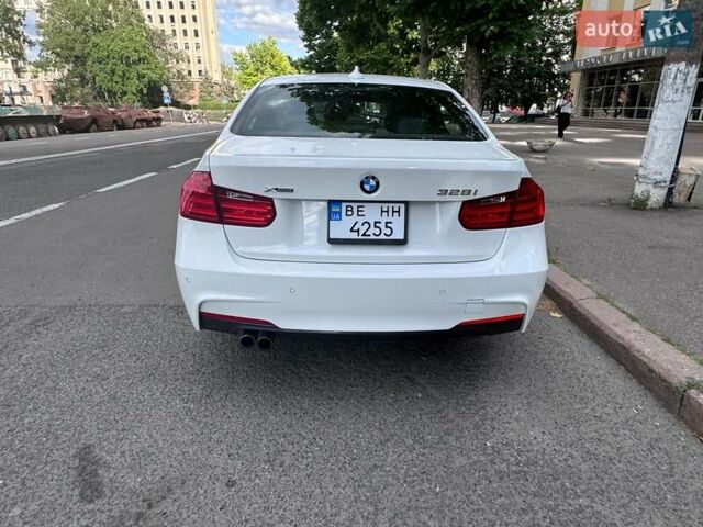 Белый БМВ 3 Серия, объемом двигателя 2 л и пробегом 154 тыс. км за 16500 $, фото 9 на Automoto.ua
