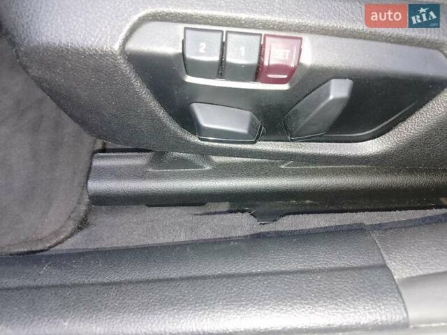 Білий БМВ 3 Серія, об'ємом двигуна 2 л та пробігом 141 тис. км за 13700 $, фото 15 на Automoto.ua