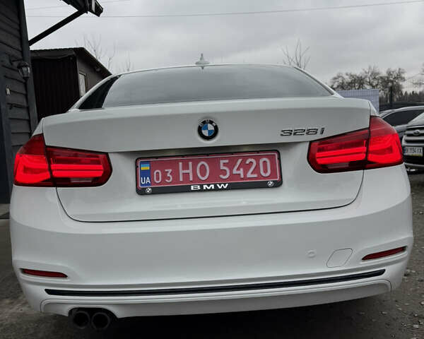 Белый БМВ 3 Серия, объемом двигателя 2 л и пробегом 171 тыс. км за 12500 $, фото 4 на Automoto.ua