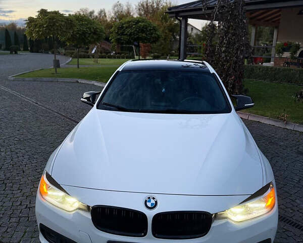 Белый БМВ 3 Серия, объемом двигателя 2 л и пробегом 220 тыс. км за 12900 $, фото 5 на Automoto.ua