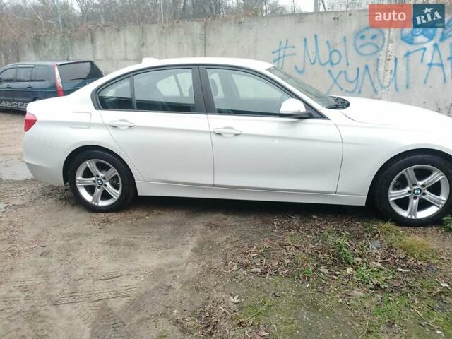 Білий БМВ 3 Серія, об'ємом двигуна 2 л та пробігом 141 тис. км за 13700 $, фото 29 на Automoto.ua
