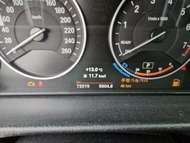 Білий БМВ 3 Серія, об'ємом двигуна 2 л та пробігом 72 тис. км за 12900 $, фото 43 на Automoto.ua