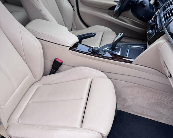 Белый БМВ 3 Серия, объемом двигателя 2 л и пробегом 129 тыс. км за 16300 $, фото 29 на Automoto.ua