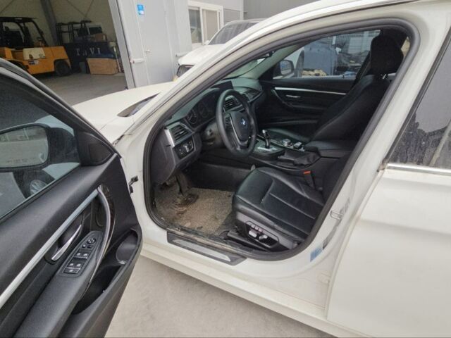 Білий БМВ 3 Серія, об'ємом двигуна 2 л та пробігом 72 тис. км за 12900 $, фото 30 на Automoto.ua