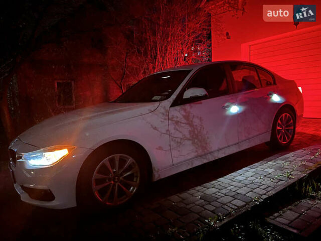 Белый БМВ 3 Серия, объемом двигателя 2 л и пробегом 104 тыс. км за 14900 $, фото 21 на Automoto.ua