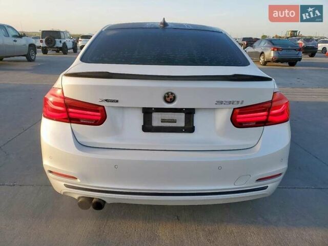 Білий БМВ 3 Серія, об'ємом двигуна 2 л та пробігом 102 тис. км за 3000 $, фото 5 на Automoto.ua