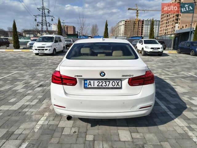 Белый БМВ 3 Серия, объемом двигателя 2 л и пробегом 104 тыс. км за 14500 $, фото 5 на Automoto.ua