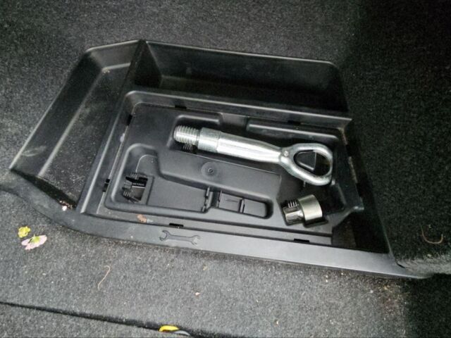 Білий БМВ 3 Серія, об'ємом двигуна 2 л та пробігом 72 тис. км за 12900 $, фото 22 на Automoto.ua