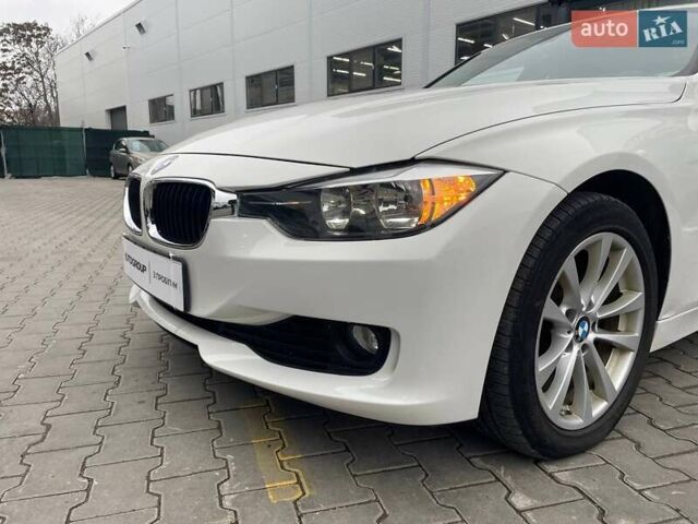 Белый БМВ 3 Серия, объемом двигателя 2 л и пробегом 124 тыс. км за 14999 $, фото 1 на Automoto.ua
