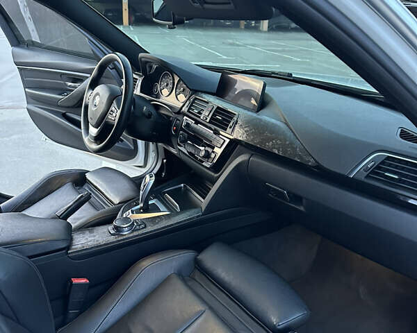 Белый БМВ 3 Серия, объемом двигателя 2 л и пробегом 98 тыс. км за 19700 $, фото 10 на Automoto.ua